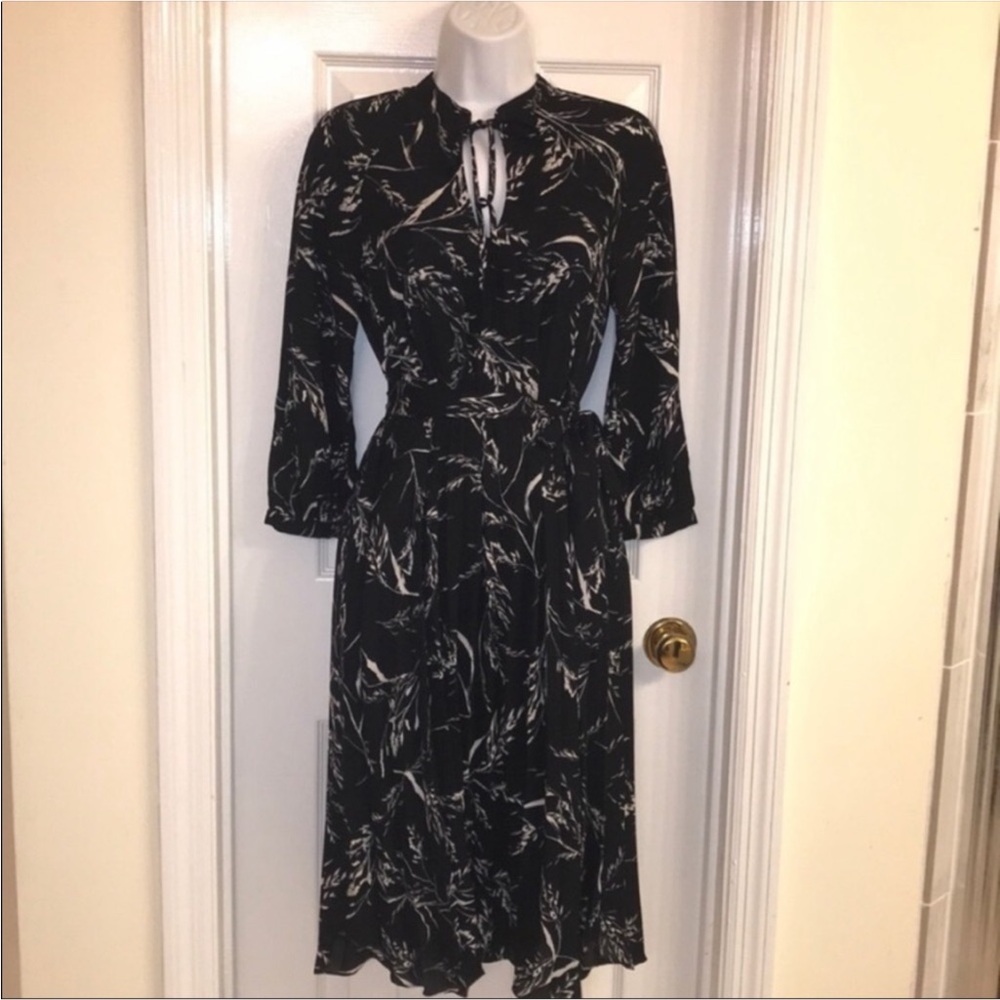 💜FirmPrice💜 H&M pleated wrap dress - Picture 3 of 11